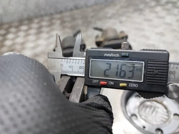 Bromsskivor + Belägg + Bromsok Fram OEM Seat Ibiza III image 7