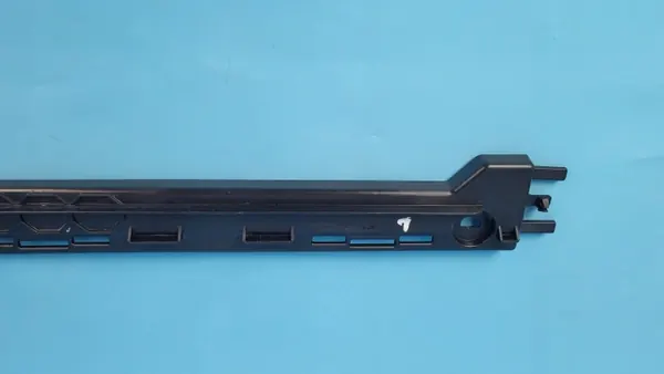 Mercedes EQE W295 linker achter dorpelbevestiging OEM A2956905101 image 3