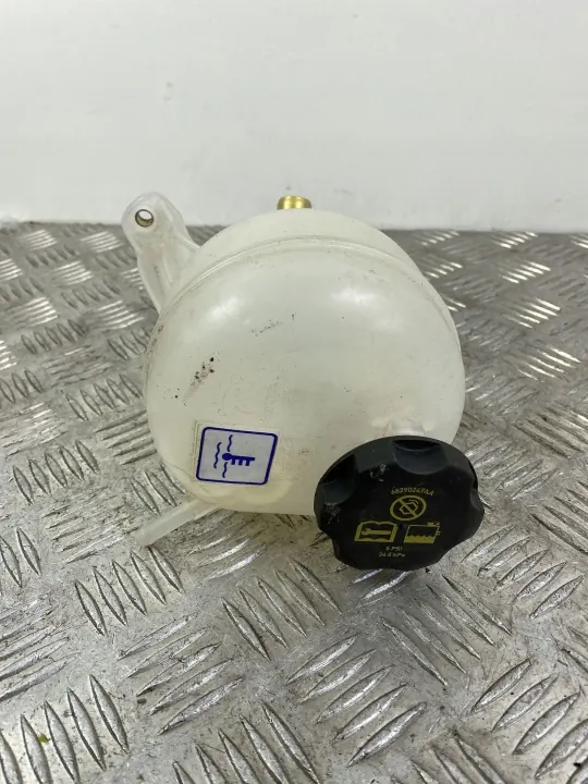 Jeep Compass Niveaubehälter OEM FOB27033 image 2
