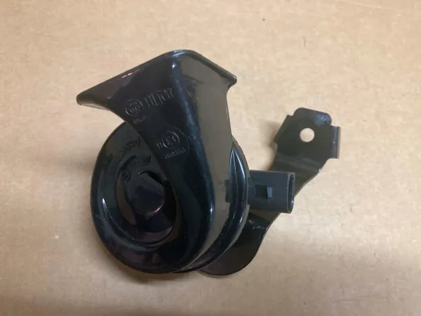 Bocina OEM 5K0951223 para VW Jetta 2015-2018 image 2