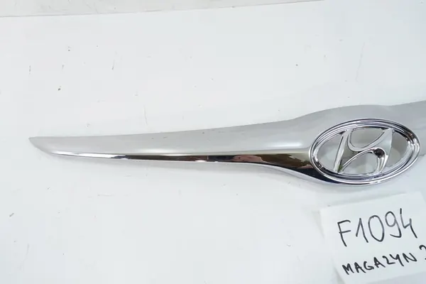 HYUNDAI I30 I LIFT 2010-2013 Grille Trim 86352-2R500 OEM image 2