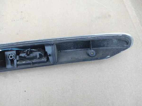 OEM A2467400000 Moldura Trasera Cromada con Cámara image 8