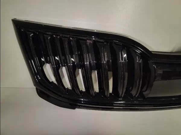 Radiator Grille Skoda Octavia III Lift 16- 5E0853653C image 7