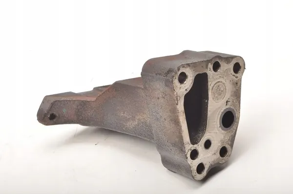 MERCEDES W212 3.0 CDI Turbofäste A6420961745 image 4