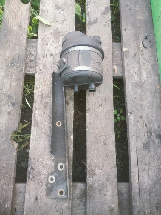 DAF ohjausvahvistimen säiliö OEM 1881800adada image 2