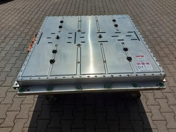 Skoda Enyaq Batteri OEM 1EA804842T 62kWh Begagnad image 5