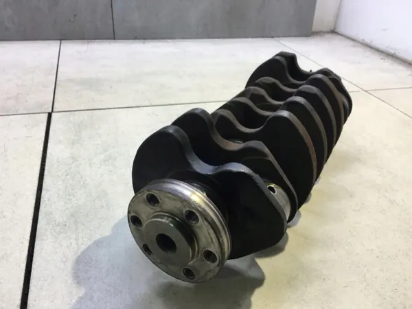 Vilebrequin d'occasion pour VW Polo III 1.4 - Volkswagen OE image 9