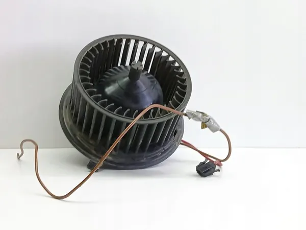 Ventilador interno VW Golf III 3137020021 image 2