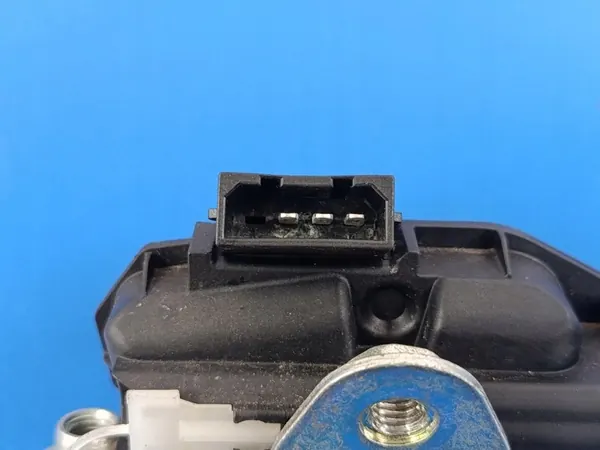 BAKLUCKA LÅS SKODA FABIA II LIFT 5J7827501A image 3