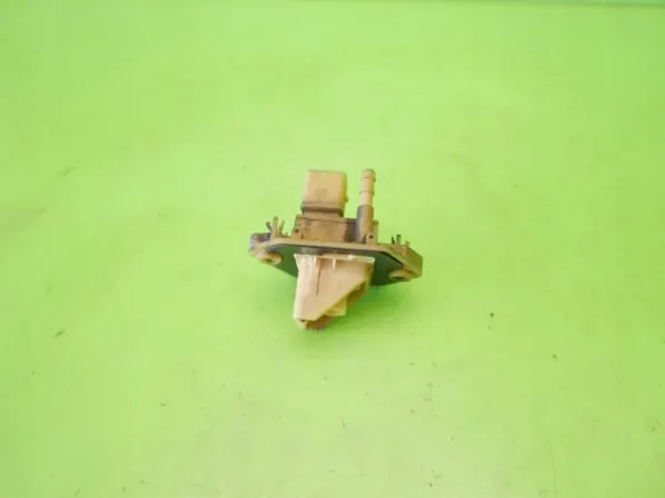 Sensor luz marcha atrás Ford Transit MK6 OEM transit mk6 image 4