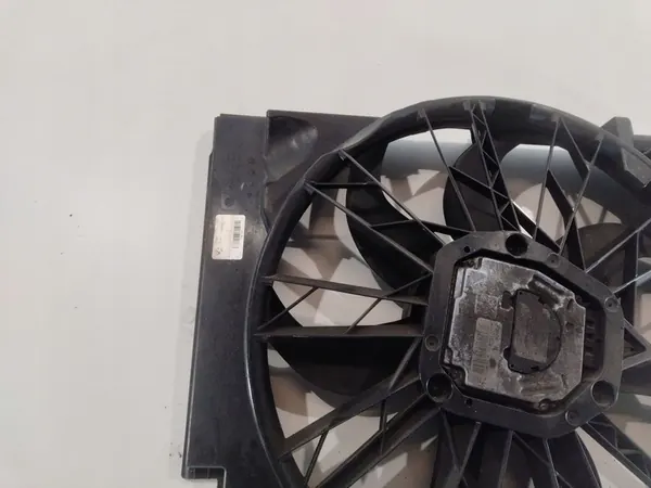 BMW 5 E60 E61 Kylarrubrik 7789824 image 3