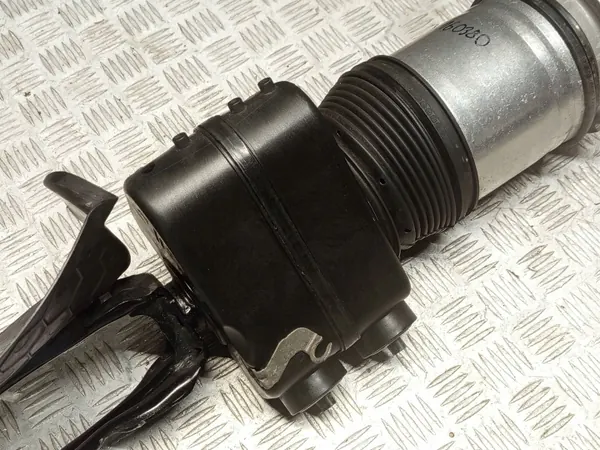OEM 9J1616038D Porsche Taycan Etu-Oikea Jousitus image 10