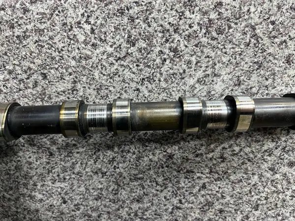 Árbol de levas de admisión 3.0 sD 3.5 3.0 D M57N2 BMW X5 E70 image 3