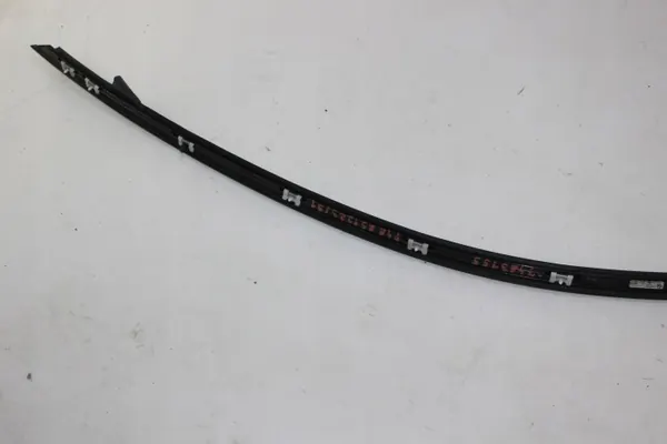 BMW F44 Moldura Teto Dianteira Esquerda OEM 7483155 image 4