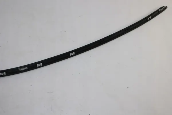 BMW F44 Moldura Teto Dianteira Esquerda OEM 7483155 image 5
