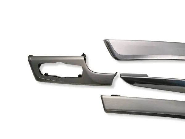 BMW F11 M-Paket Tunnel- & Seitenschmuck OEM image 5