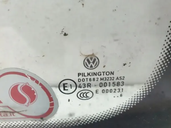 Vitre latérale arrière gauche OEM 43R001583 VW Caddy image 3