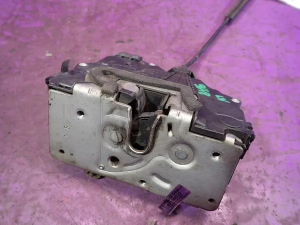 FIAT GRANDE PUNTO 05-10 Vorderes Linkes Schloss 51797557 6 Pin image 2