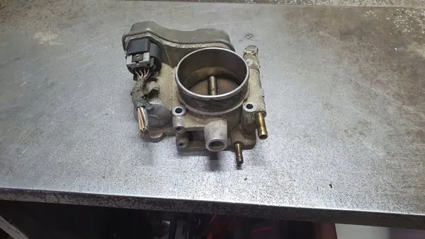 Drosselklappe Opel Astra G Zafira A 1.8 16V 09128518 image 2