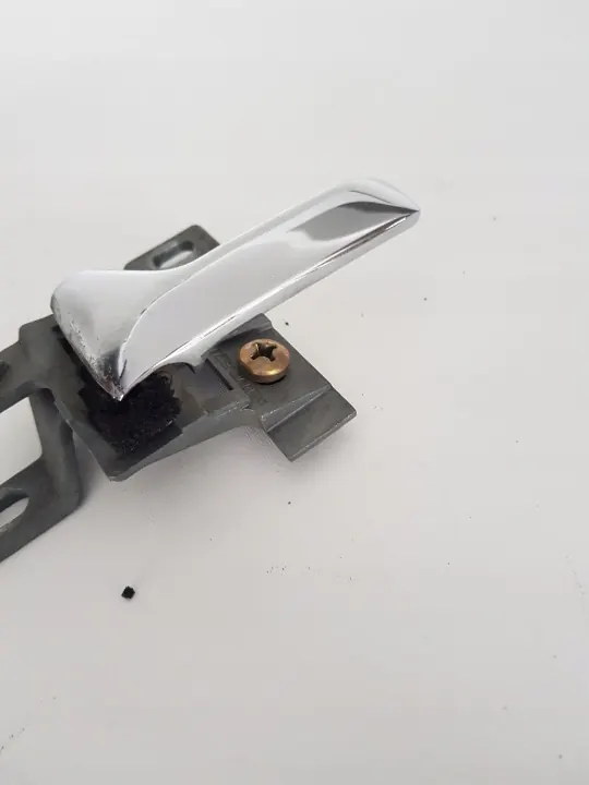 Mercedes W126 innerdörrhandtag OEM 1267660317 vänster image 4