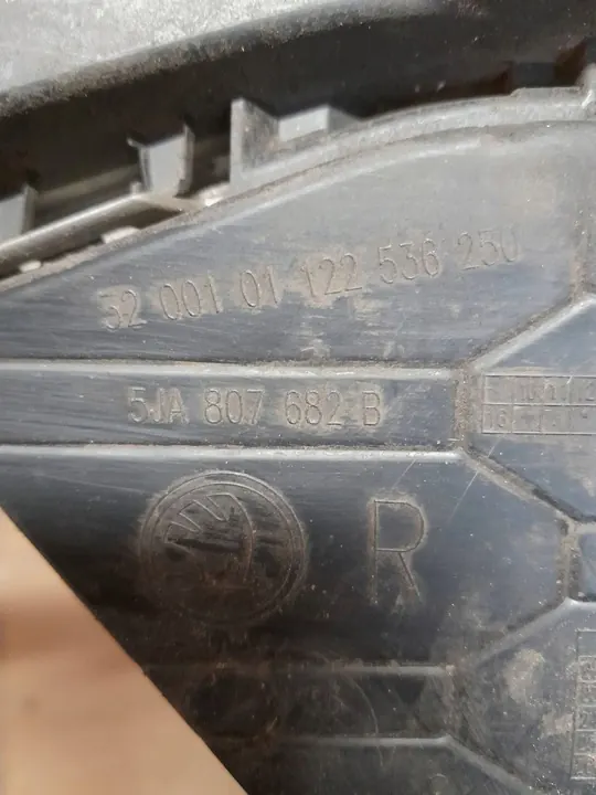 Griglia Inferiore Paraurti Anteriore Lato Destro Skoda Rapid OEM 5JA807682B image 3