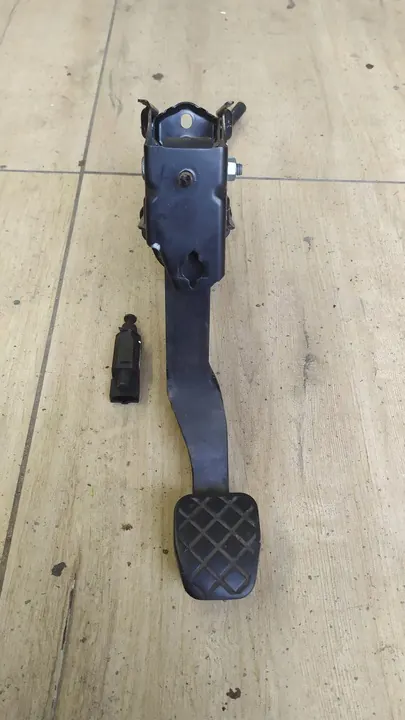 Kupplungspedalsensor + Kupplungspedal Audi A2 image 5