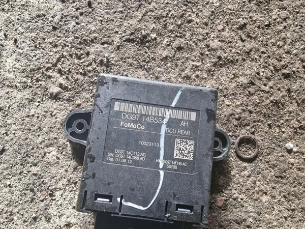 Mukavuusmoduuli DG9T14B534 Ford Mondeo V Sedanille image 3