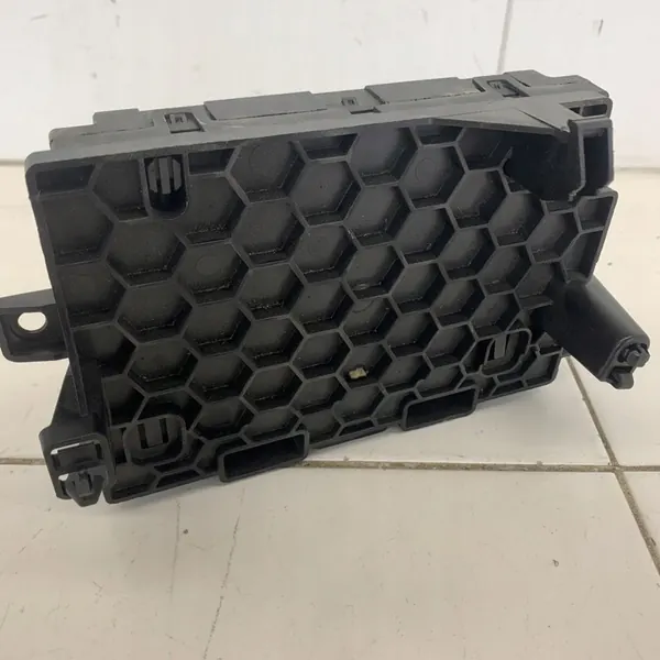 Komfortmodul för förarsäte VW PASSAT B8 3G 2017 image 3