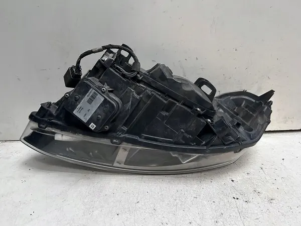 Oikea ajovalo Volvo XC60 Bi Xenon image 3