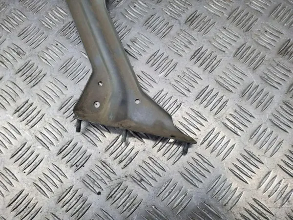 Support de garde-boue avant droit Audi Q5 SQ5 2009 OEM 8R0821138 image 6