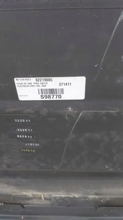 OEM 84046529 Interaxle Fairing for Volvo FH4 FH5 image 3
