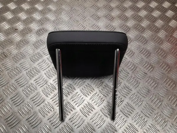 Encosto de Cabeça Audi A4 Avant 2021 OEM F-245-20-K Usado image 4