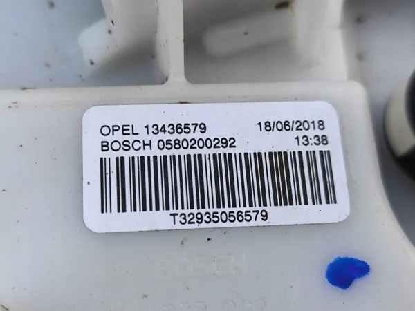 Opel Corsa E Kraftstofftank OEM 13204556 2018 image 5