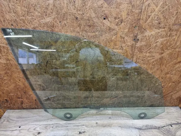 BMW F34 Höger framruta OEM - Begagnad image 2