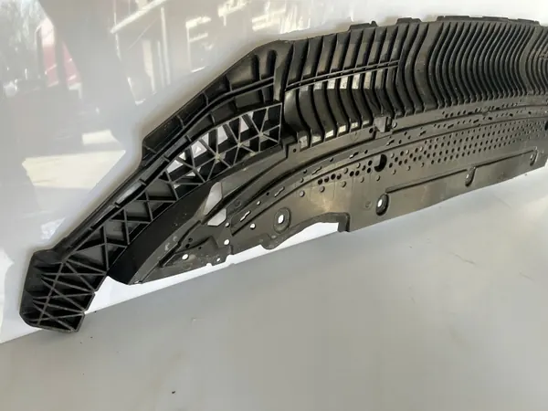OEM 8B3807611A Stoßstangenabdeckung Audi A5 B10 S-Line image 3