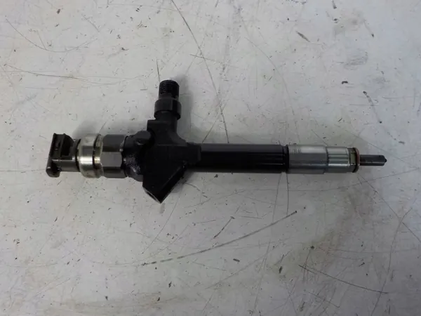 MAZDA 6 II Injektor RF8G 13H50 image 2