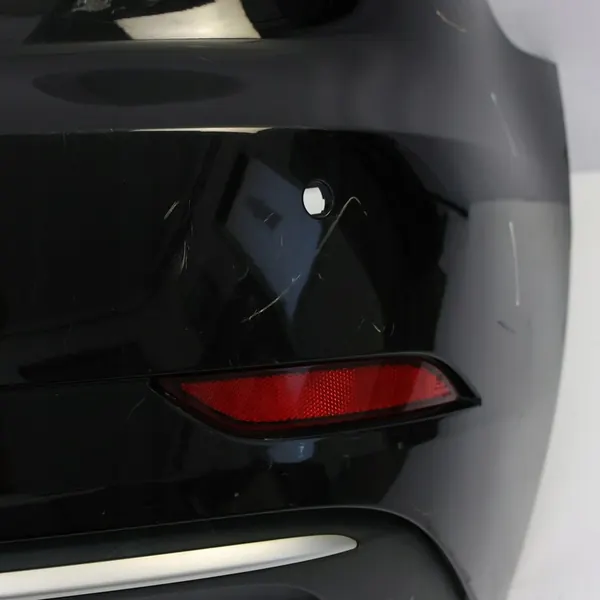 Parachoques Trasero Audi A3 8V Negro Brillante - Y9B image 9