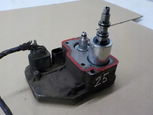 Contrôleur Haldex OEM 5WP33501-06 pour Land Rover image 2