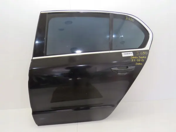 Porta traseira esquerda OEM 360178415 Skoda Superb II image 2