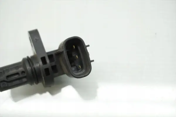Sensor de posición del cigüeñal Suzuki Alto 1.0 2011 J5T31671 image 3