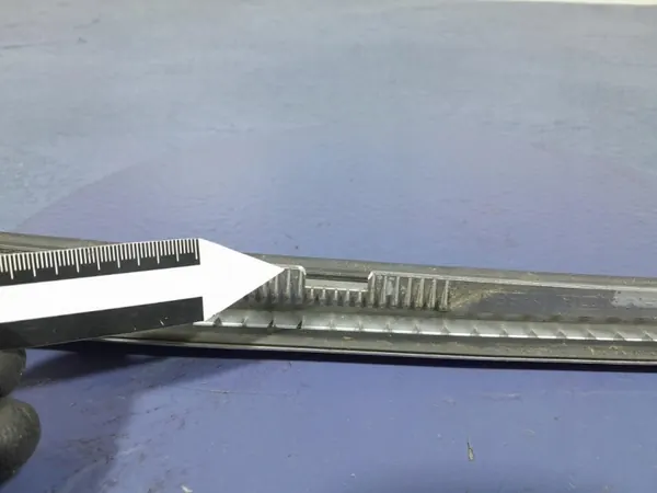 Linke Windschutzscheibenleiste OEM 73152-TL0 Honda Accord image 8