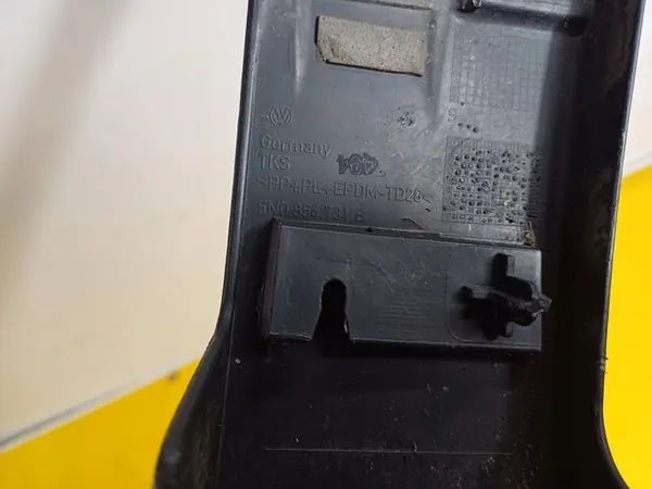 Volkswagen OE 5N0854731B koriste-/suojatrimmi, lokasuoja image 6