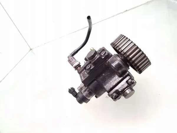 Bomba de combustível Alfa Romeo OEM 0445010466 - Usada image 3