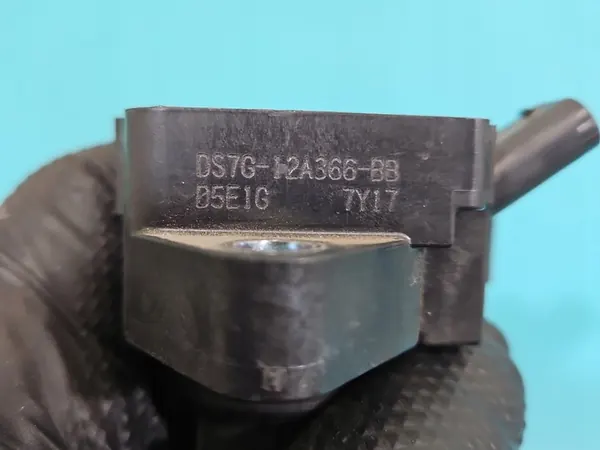 Bobina de encendido Ford Kuga MK2 II 13-19 1.5 EcoBoost OEM DS7G-12A366-BB image 4