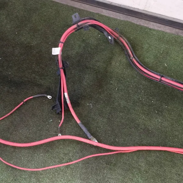 BMW X1 E84 Akkukaapeli OEM 9207514 - Käytetty image 4