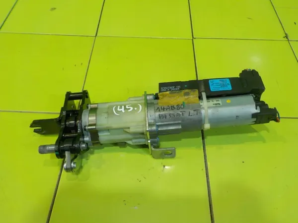 OEM 3C9827383F achterklepmotor voor VW Passat B6 image 2