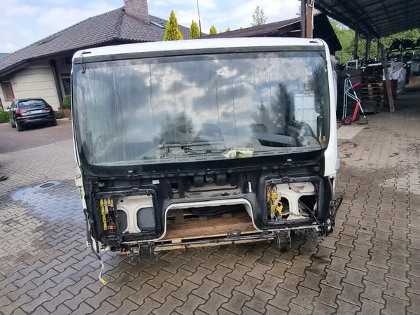 Puertas cabina MAN TGL TGM 8.210 izquierda derecha - OEM man tgl kabina TGL image 3