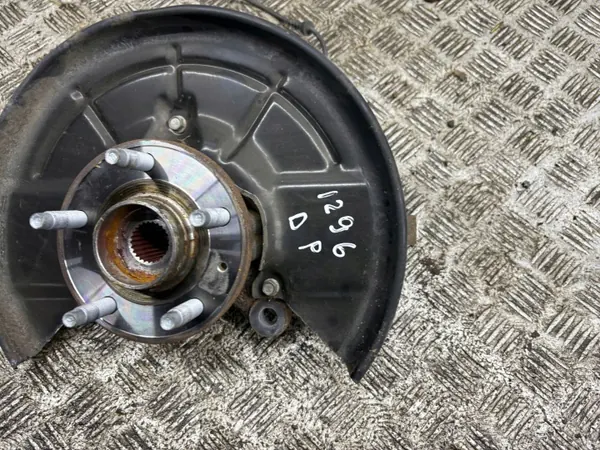 Chevrolet Trax 2019 Cubo roda dianteira OEM AMD223932 image 5