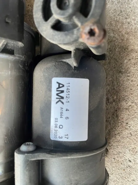 BMW E60/E61 Jousituspumppu OEM 6789937 2020 image 3