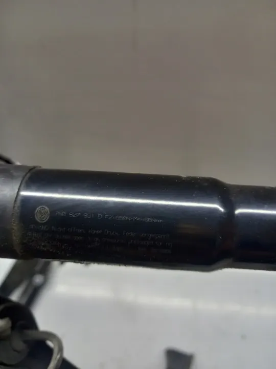 Baklucka Aktuator VW Sharan II Alhambra 7N0827851D image 2